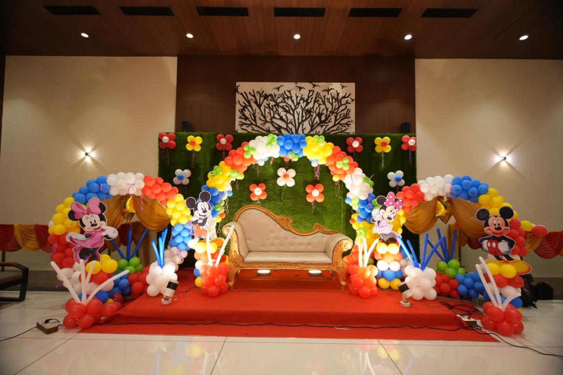 Happy family moments from baby’s annaprasan ceremony in Kolkata by Santanuz Gallery.