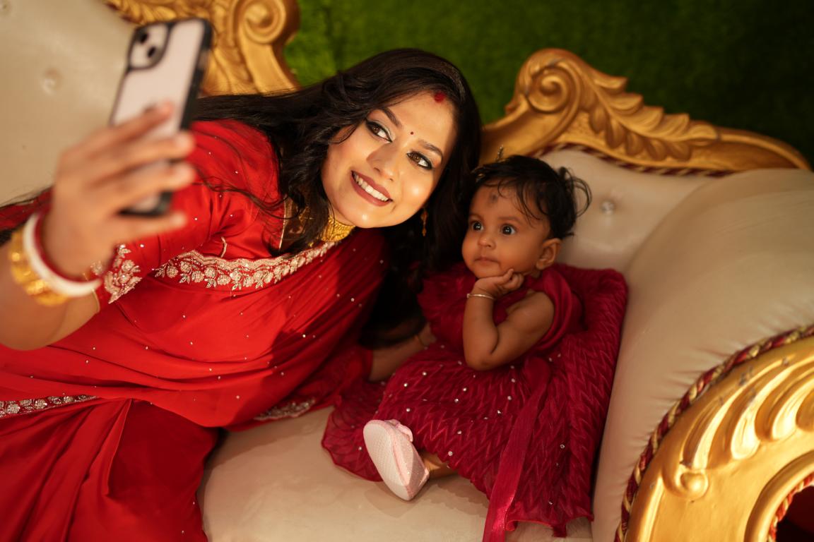 Traditional annaprasan ceremony photography in Kolkata by Santanuz Gallery.