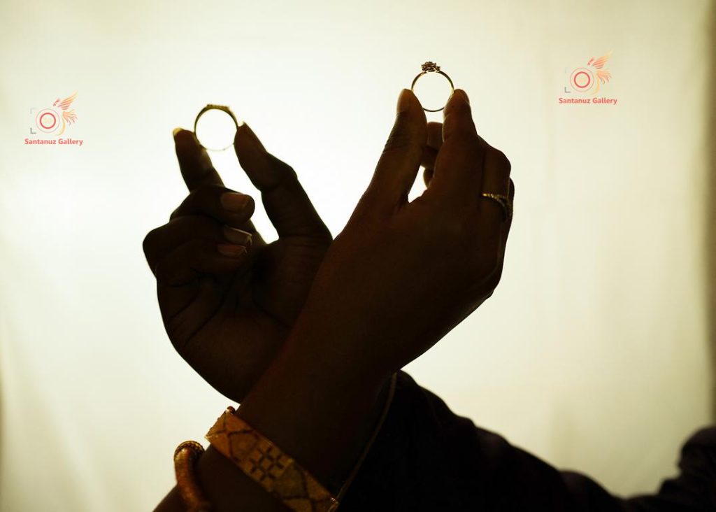 Traditional engagement rituals photography in Kolkata