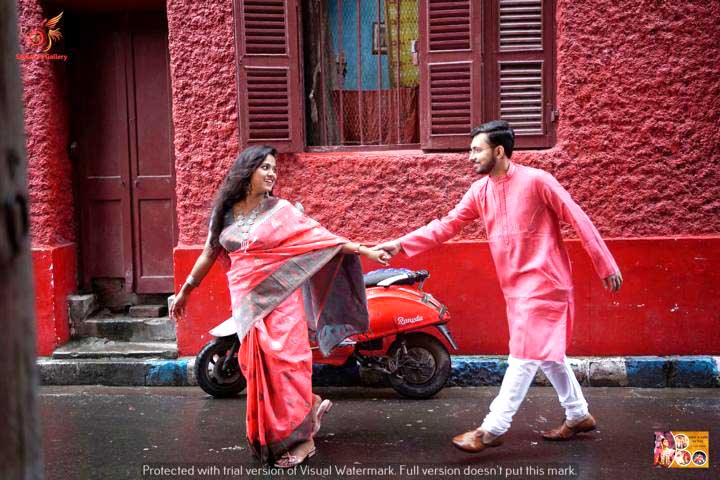 Pre-wedding romantic photography ideas by Santanuz Gallery